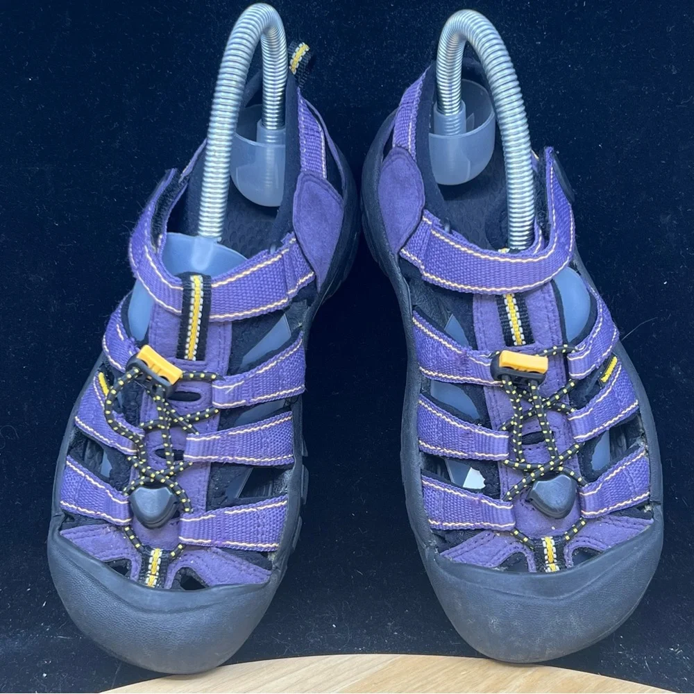 Kids Keen Newport Waterproof Sandals Shoes Size 3Y Light Purple Outdoor Hiking